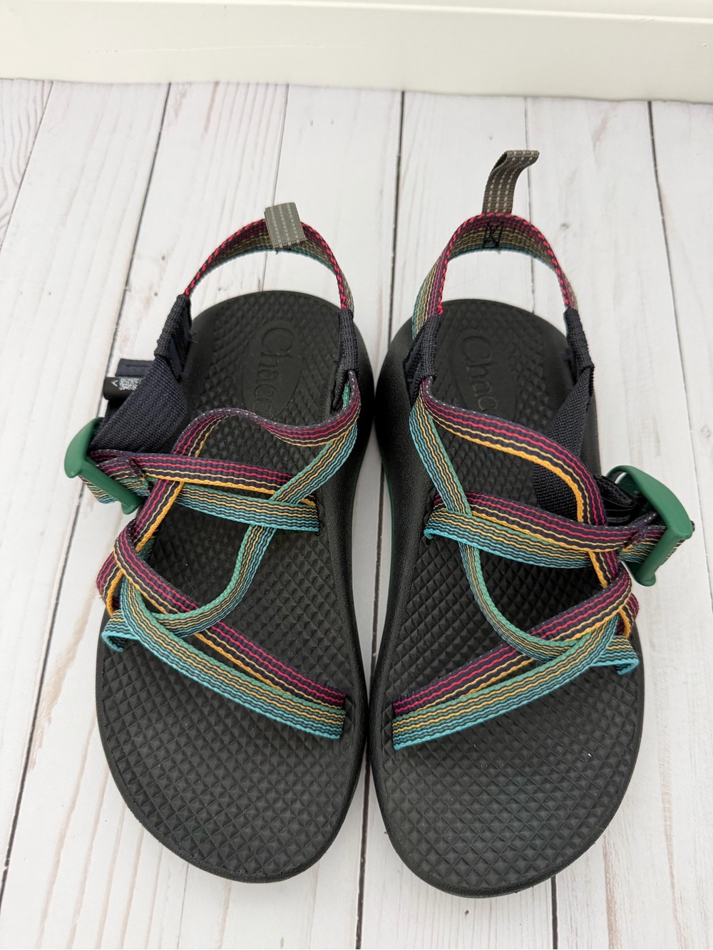 NEW Chaco Girls Multicolor Strappy Sport Sandals, Black Footbed
